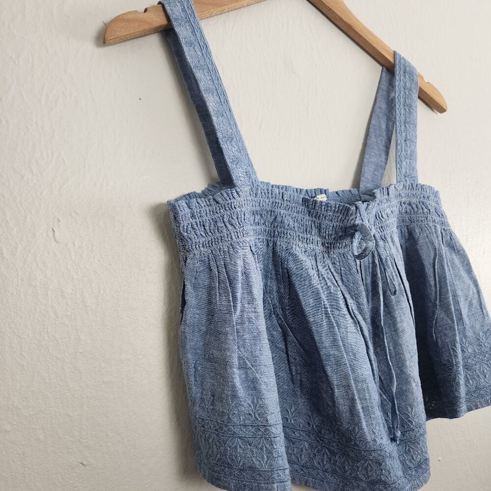 American Eagle Blue Denim Chambray Floral Embroidered Crop Top NWT Small - Picture 4 of 10